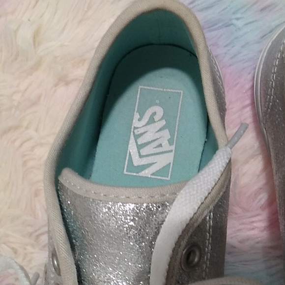 Vans Womens Gently Worn Camden Silver Metallic Shoes Sz.7.5 (X-104 CRATE) - Picture 8 of 12
